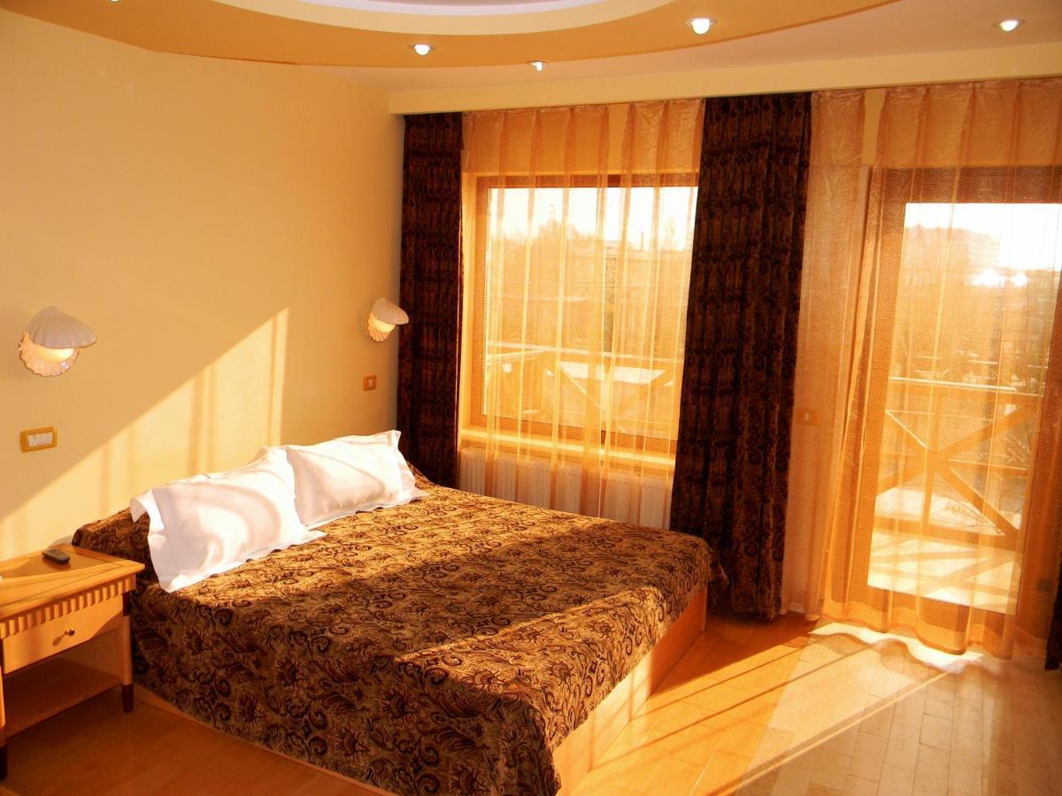 Năvodari Hotel La Scoica Land מראה חיצוני תמונה